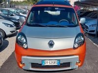 Usata Renault Kangoo 106 CV (77 kW) 2009 Arancione Monovolume