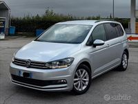 Usata VW Touran Business 150 CV (110 kW) 2017 Grigio Monovolume