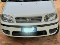 Usata Fiat Punto 60 CV (44 kW) 2009 Bianco Utilitaria