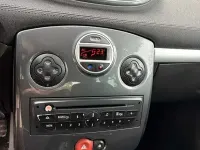 Usata Renault Clio II Dynamique 75 CV (55 kW) 2010 Berlina