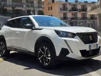Usata Peugeot 2008 Allure 110 CV (80 kW) 2022 Bianco SUV