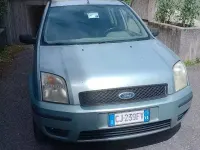 Usata Ford Fusion 68 CV (50 kW) 2003 Utilitaria