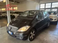 Usata Mercedes A160 95 CV (69 kW) 2012 Nero Utilitaria