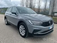 Używany VW Tiguan 150 KM (110 kW) 2022 Szary SUV