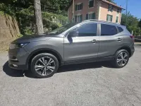 Usata Nissan Qashqai N-Connecta 110 CV (80 kW) 2018 Grigio SUV
