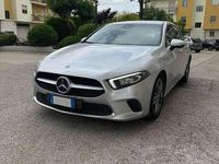 Usata Mercedes A180 Business 116 CV (85 kW) 2020 Argento Berlina