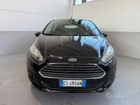 Usata Ford Fiesta 75 CV (55 kW) 2013 Nero Utilitaria