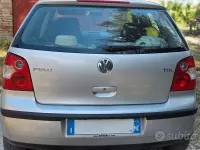 Usata VW Polo 75 CV (55 kW) 2004 Grigio Utilitaria