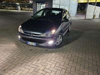 Usata Peugeot 206 88 CV (64 kW) 2005 Blu Berlina
