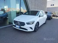 Usata Mercedes B250e 218 CV (160 kW) 2021 Bianco Monovolume
