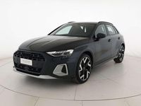 Nuova Audi A3 S-Line 150 CV (110 kW) 2026 Grigio manhattan metallizzato Berlina