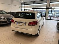 Usata Mercedes B180 Executive 122 CV (89 kW) 2018 Bianco Monovolume