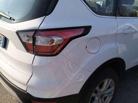 Usata Ford Kuga S 120 CV (88 kW) 2017 Bianco SUV