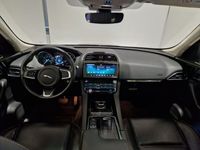 usata Jaguar F-Pace 2.0 D 180 CV AWD aut. Prestige