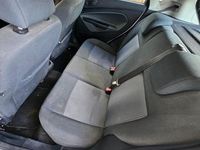 Usata Ford Fiesta 73 CV (53 kW) 2012 Bianco Utilitaria