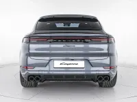 Nuova Porsche Cayenne Black Edition 2026 Grigio vanadio metallizzato SUV