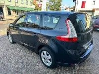 Usata Renault Scénic III Luxe 110 CV (80 kW) 2011 Grigio Monovolume