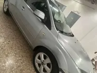 Usata Ford Focus 110 CV (80 kW) 2005 Argento Berlina