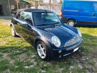 Usata Mini Cooper Cabriolet 120 CV (88 kW) 2006 Nero Cabrio