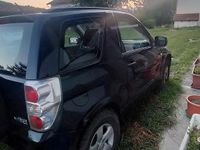 Käytetty Suzuki Vitara 106 HP (77 kW) 2006 Musta Katumaasturi