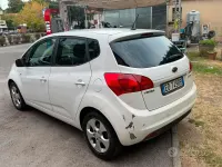 Usata Kia Venga 90 CV (66 kW) 2010 Bluazzurro Utilitaria
