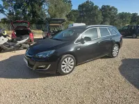 Usata Opel Astra 140 CV (102 kW) 2014 Nero Station wagon