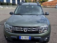 Usata Dacia Duster Lauréate 109 CV (80 kW) 2015 Verde SUV
