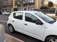 Usata Dacia Sandero 90 CV (66 kW) 2015 Bianco Utilitaria
