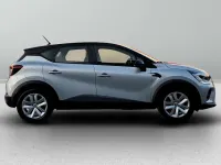 Usata Renault Captur Zen 143 CV (105 kW) 2022 Grigio chiaro SUV