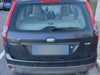 Begagnad Ford Fiesta 80 HK (58 kW) 2006 Blå Halvkombi