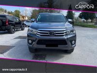 usata Toyota HiLux 2.4 D-4D 4WD 4 porte Double Cab Autocarro