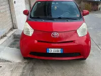Usata Toyota iQ 68 CV (50 kW) 2010 Rosso Utilitaria