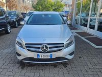 Usata Mercedes A180 109 CV (80 kW) 2015 Argento Berlina