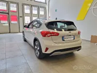 Usata Ford Focus Active 125 CV (91 kW) 2020 Bianco SUV