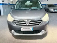 Usata Dacia Lodgy Lauréate 101 CV (74 kW) 2017 Grigio Monovolume
