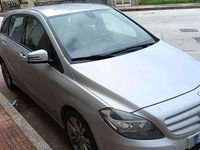 Usata Mercedes B180 Premium 109 CV (80 kW) 2014 Grigio Monovolume