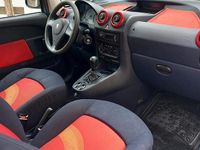 Usata Peugeot 1007 70 CV (51 kW) 2008 Grigio Monovolume