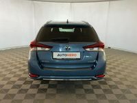 Usata Toyota Auris Touring Sports Lounge 136 CV (100 kW) 2018 Blu Station wagon