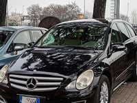 Usata Mercedes R320 224 CV (164 kW) 2007 Nero Monovolume