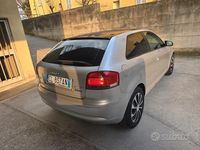 Usata Audi A3 140 CV (102 kW) 2004 Grigio Utilitaria