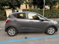 Usata Hyundai i10 69 CV (50 kW) 2016 Grigio Utilitaria
