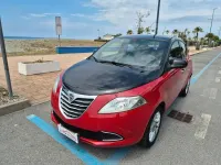 Usata Lancia Ypsilon Gold 95 CV (69 kW) 2015 Rosso Utilitaria