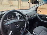Usata Mercedes B180 109 CV (80 kW) 2007 Grigio Monovolume