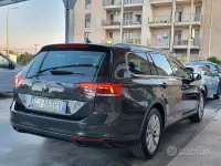 Usata VW Passat Business 150 CV (110 kW) 2022 Nero Station wagon