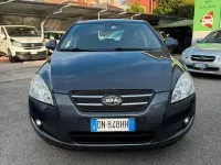 Usata Kia Ceed 115 CV (84 kW) 2008 Nero Utilitaria