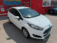 Usata Ford Fiesta Business Edition 75 CV (55 kW) 2013 Bianco Berlina