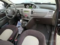 Usata Lancia Ypsilon 75 CV (55 kW) 2007 Rosso Utilitaria