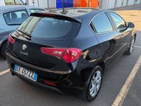 Usata Alfa Romeo Giulietta Distinctive 105 CV (77 kW) 2012 Nero Utilitaria