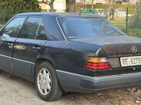 Usata Mercedes E200 122 CV (89 kW) 1990