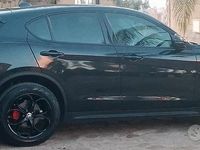Usata Alfa Romeo Stelvio 190 CV (139 kW) 2018 Nero SUV